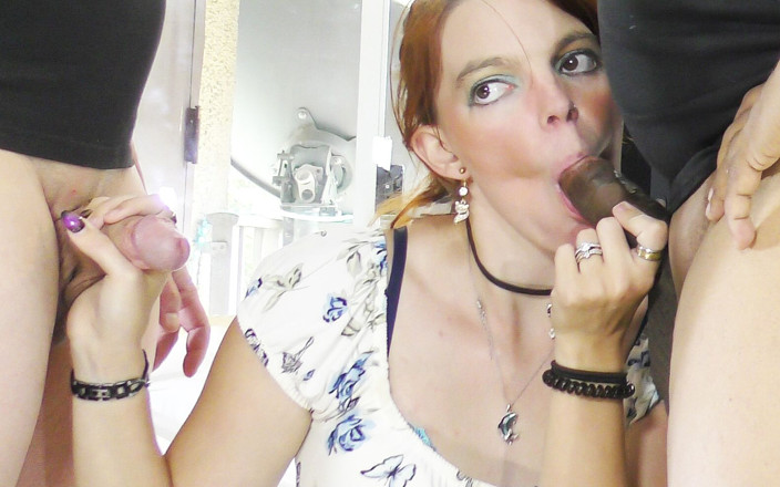 Real Amateur Sluts: Первый тройничок foxy Mermaid, часть 2