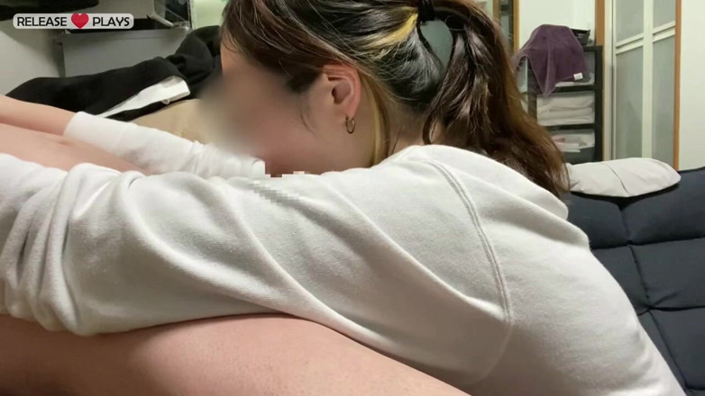 Cheaters Japan: 私人拍摄服务焦点。 丰满的臀部和专注于一个目的的专注