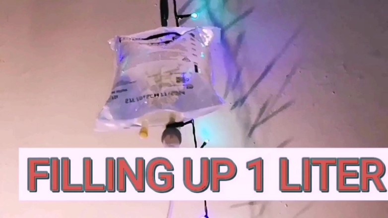 Monster_Meat_: Vullen met 1 liter glucose, groot uitpuilen