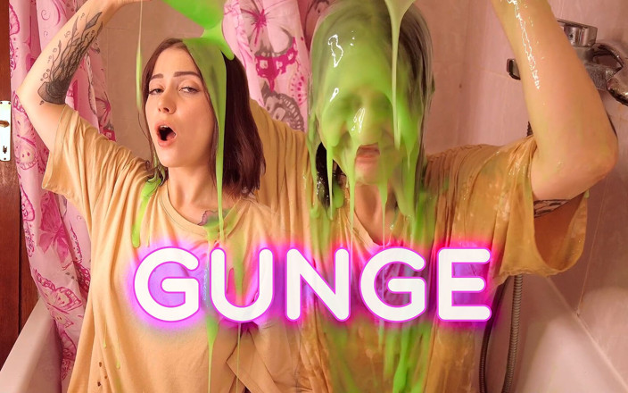 Stacy Moon: Une grosse gunge time dans mon t-shirt