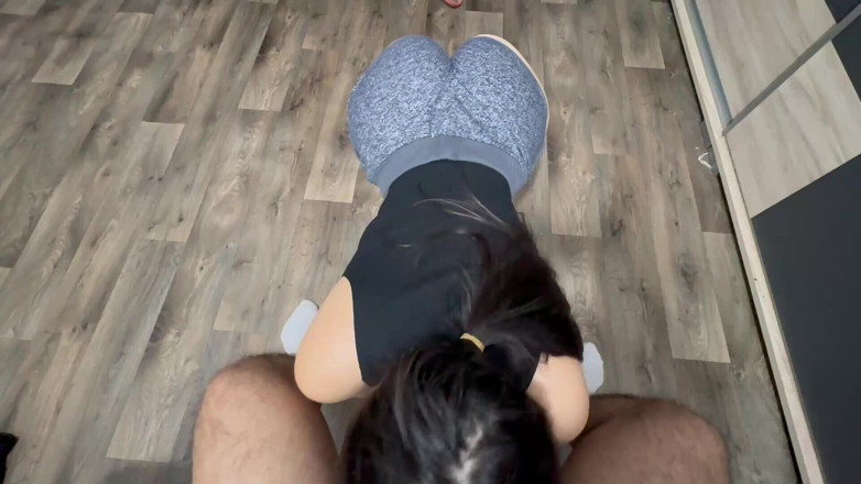 AmayaMori: J’ai squirté sur les gros seins de ma demi-sœur