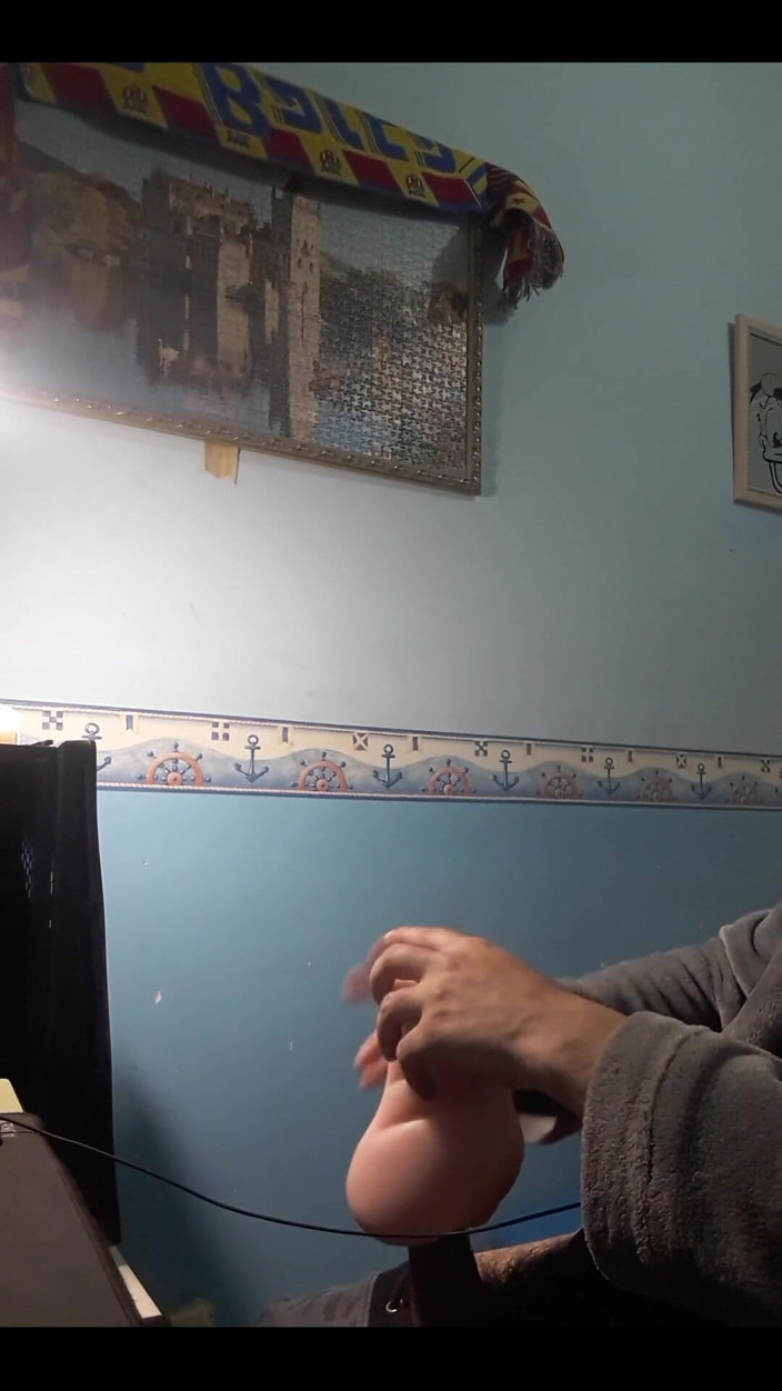 The girls' cave of fear: Havada Koş