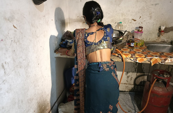 Raniki chut: Lasciando Bhabhi ji nella sua stanza video estremo XXX porno