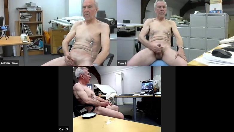 Silver Fox Sex: играя с разными камерами