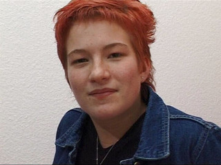 German Classic Porn videos: Rambut merah pendek melakukan casting pertamanya