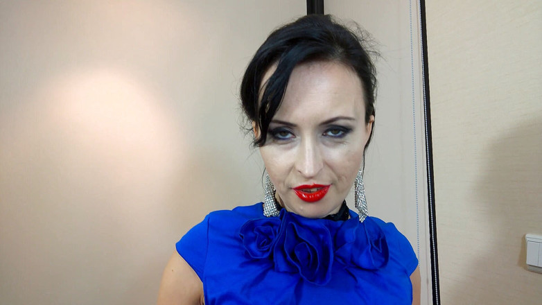 Wanilianna: Soirée coquine en robe bleue