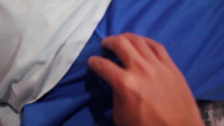Str8gayfantasy: Desperté a mi hermanastro y tomó todo su semen
