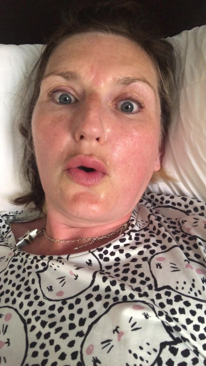 MistressWriggler: La mia calda faccia di orgasmo con gli occhi incrociati...