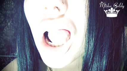 Goddess Misha Goldy: Io ho fatto le mie labbra ancora più grandi! Labbra...