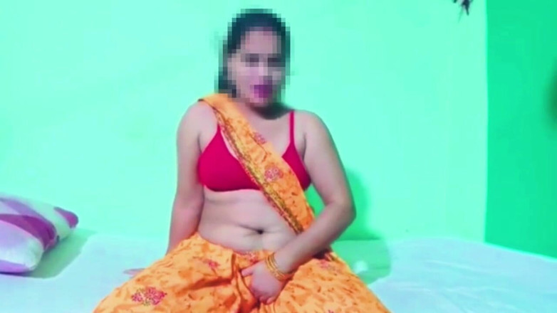 Housewife 69: Indische versaute hausfrau bhabhi genießt doppelpenetration im doggystyle
