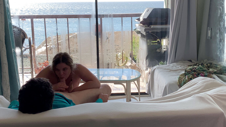 Erin Electra: Ibu tiri lagi sendirian di rumah