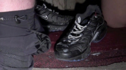Sneaker gay: Домінування кросівок у круїзі в Парижі