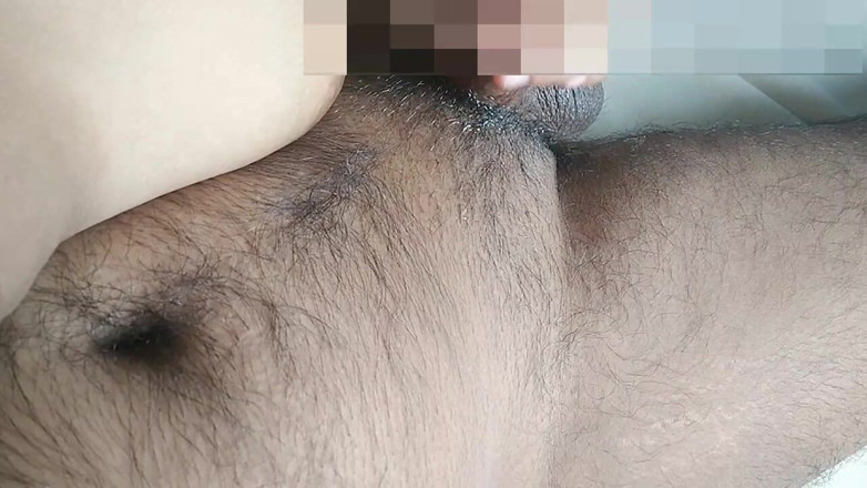 Jesmin18: Bhabi seksi menunggang batang keras saya selepas blowjob
