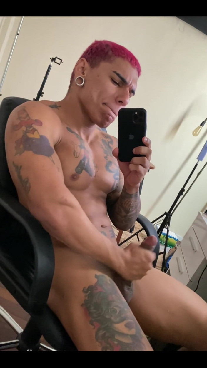 Exxtevao: Exxtevao