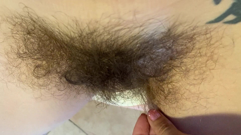Cuteblonde666: 털이 무성한 보지 POV 클로즈업