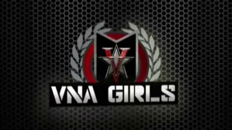 Nina Kayy: Nina Kayy gale men gahre ka abhyas