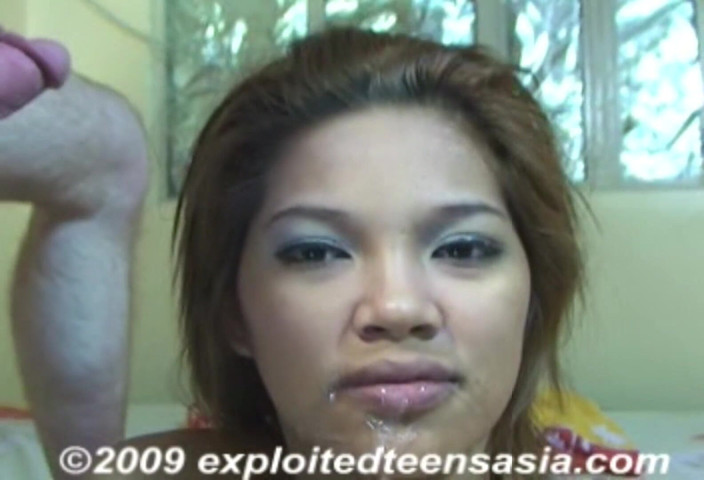 Bangkok Babes: Exclusiva filipina amateur Christine obtiene nalgadas de pelo duro tirando...