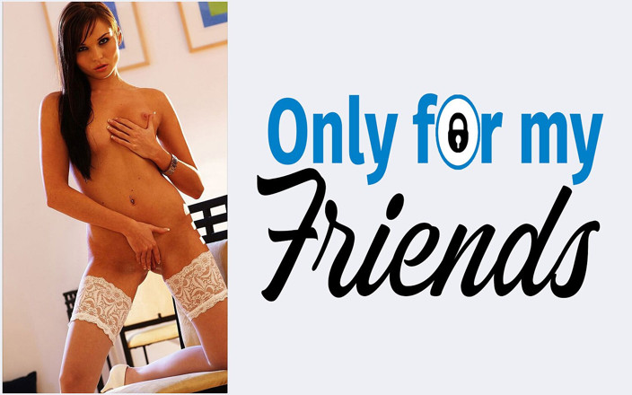 Only for my Friends: Divinity Love's First Porn uma puta com cabelo morena dynte...
