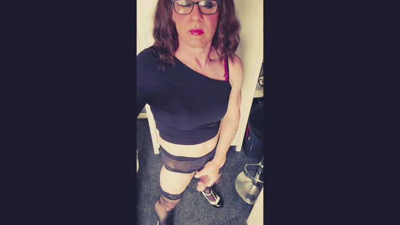 Juniperberi29: Crossdressing Juniper Beri