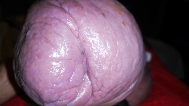 Monster_Meat_: Крупним планом, сперма капає