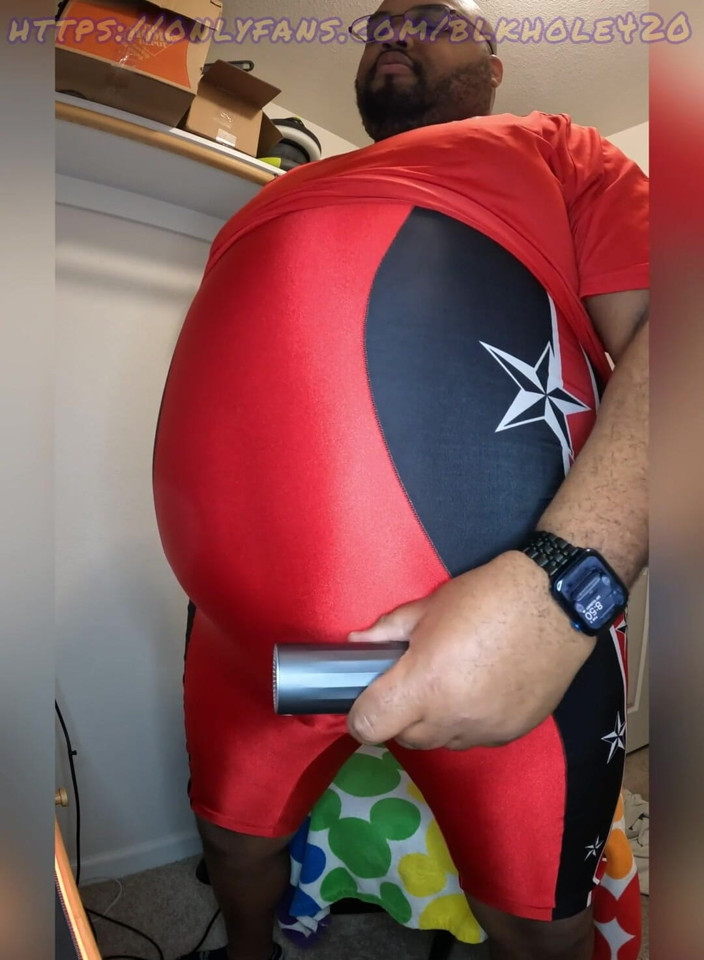 Blkhole420: Inflație la locul de muncă singlet cineva? Îmi pare rău, acest...