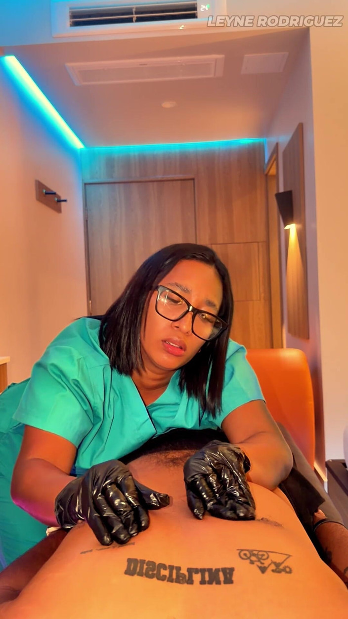 Leyne Rodriguez: POV Sinnliche Latina-massage - Entspannende Musik, Handjob &amp; Blowjob-ende