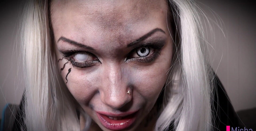 Goddess Misha Goldy: Хелловін уже закінчився, але в мене ще є звичаї з конкретним виглядом!