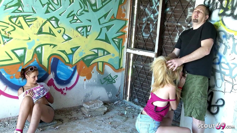 Full porn collection: Stiefvater fickt das blonde dünne teen Eli Tetona an dem...