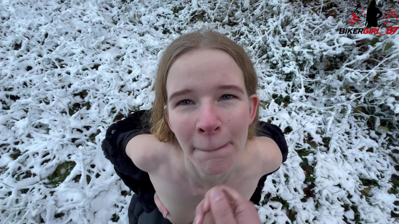 Bikergirl_97: Обличчя у зимовій казці