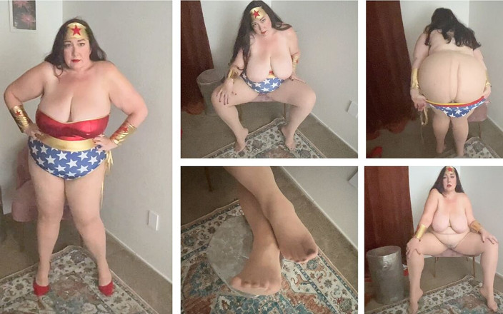 cutejayne: Wonder woman si cewek super semok lagi asik menggoda dengan...