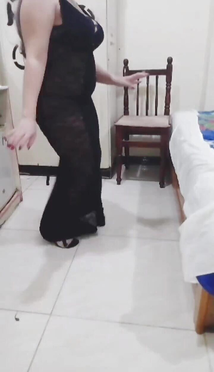 Six my and wife: Ma femme danse, nous secoue et nous excite pour que...