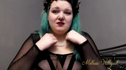 Mxtress Valleycat: Hotwife Gothic