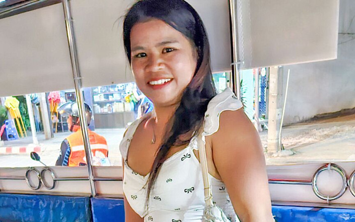 Trike Patrol - Tuk Tuk Patrol: Tuktukpatrolのぽっちゃりしたアジア人女性が外国人により多くの愛を与える