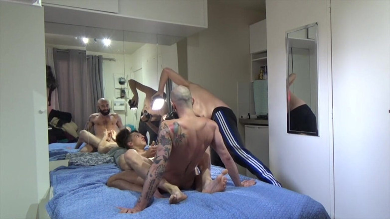 RAW PORN SPY CAM: Webcam com Romantik usada cru por Giaani Maggio