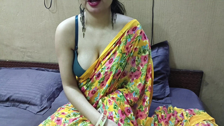 Saarabhabhi6: Kakak ipar india nyepong kontol dan telan sperma hangat padosi...
