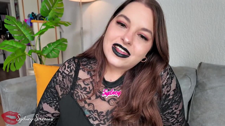 Sydney screams fetish: Son môi trung thành tình yêu chính tả