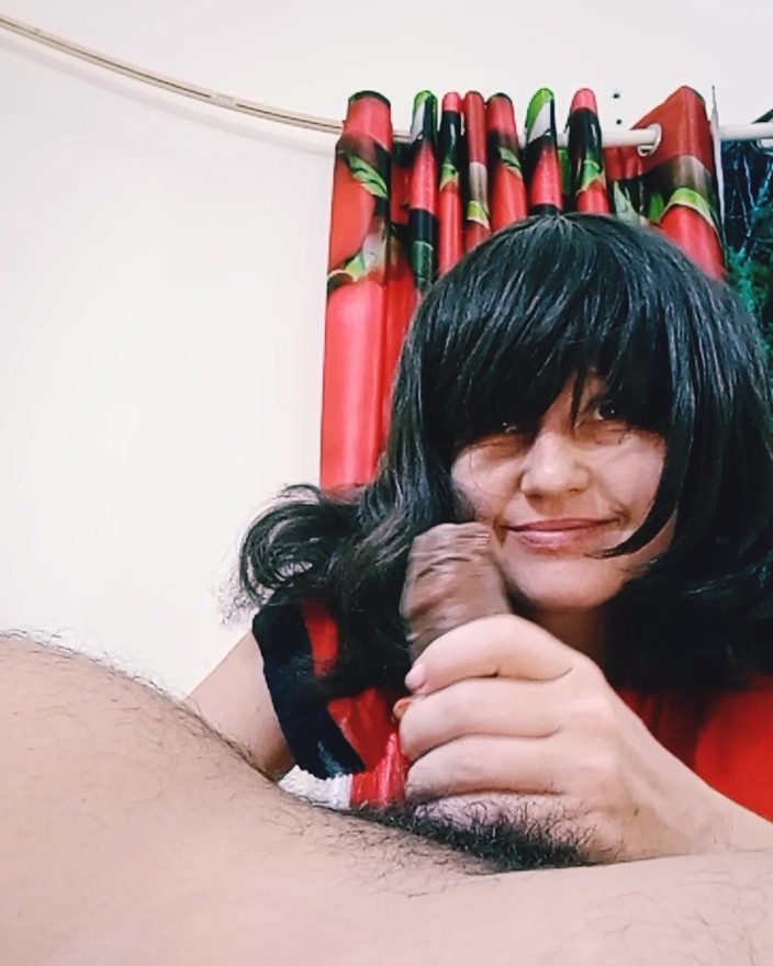 Bolly Karma: Gananciosa esposa puta viciada em
