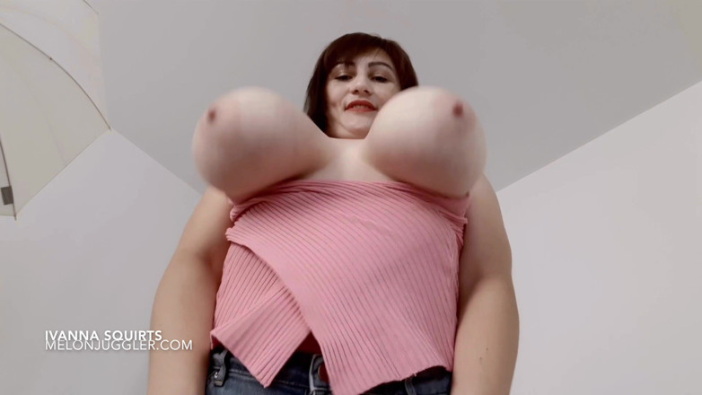 Melon Juggler: Ivanna Lace fışkırtıyor