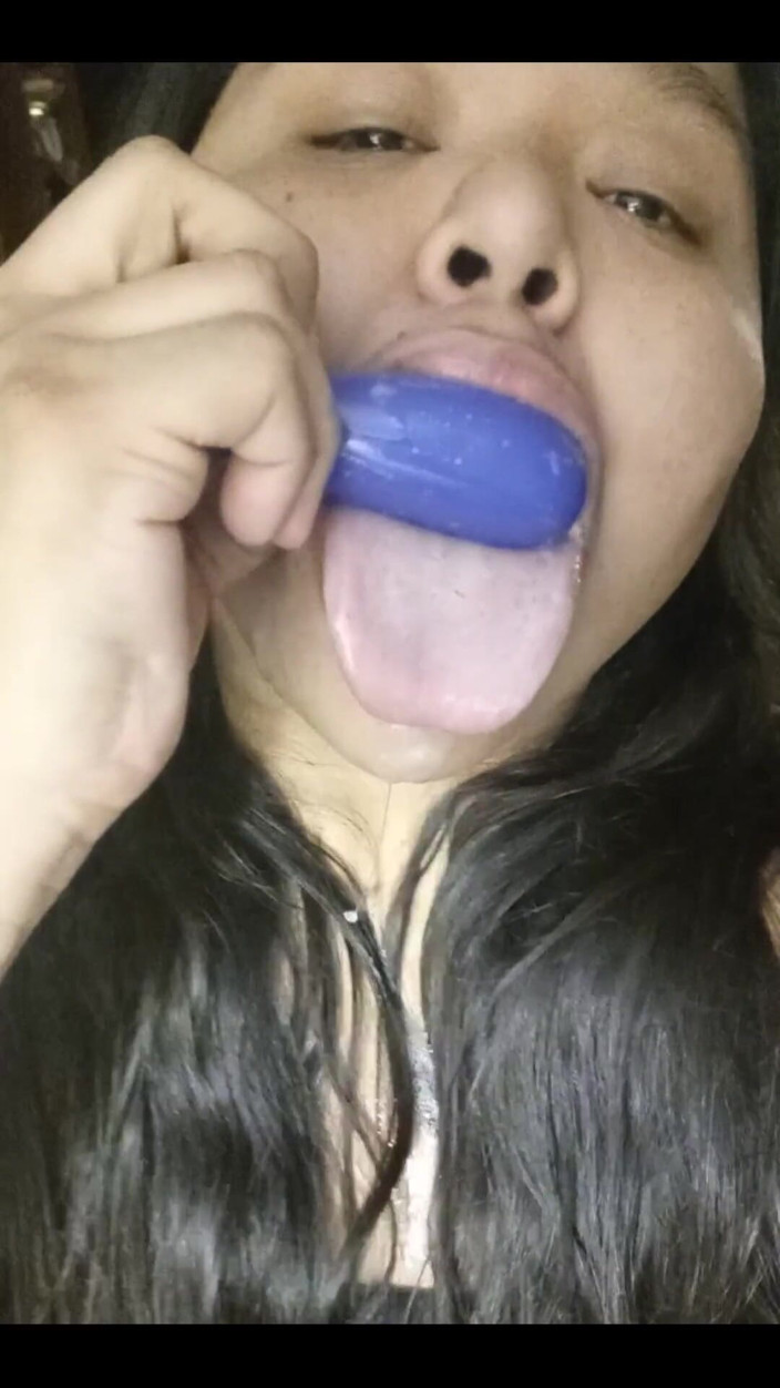 DeesDeepThroat: Grrl unterbrochen
