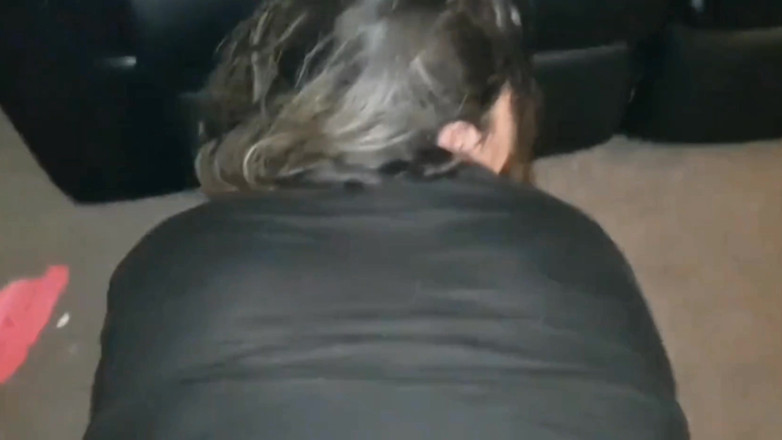 Indian fuck queen: Mio marito mi prende a pecorina la figa con forza...