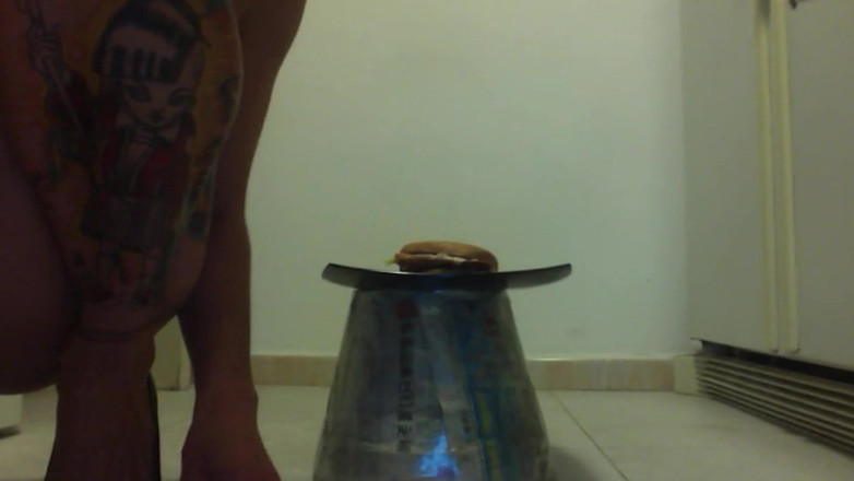 Goddess Maya: Tyłek i obcasy Crush Burger