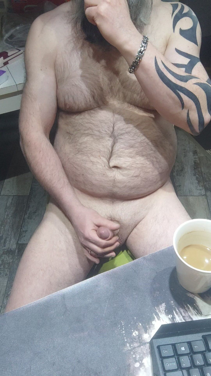 Wanker: Je Bois Un Café Du Matin Et Branle Ma Bite