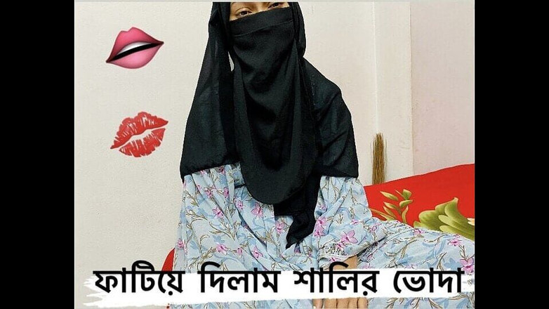 Kaleonjoybd: Pasangan remaja panas berkongkek romantis di bilik hotel mereka