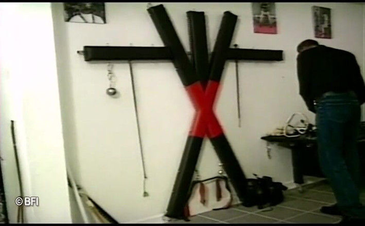 House of lords and mistresses in the spanking zone: Збочена господиня домінує над рабинею