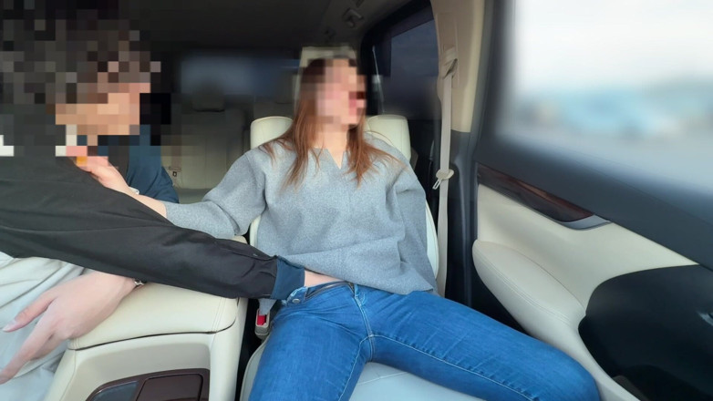 LuuLee0804: İş yerinde arabada evli bir kadını temizledim