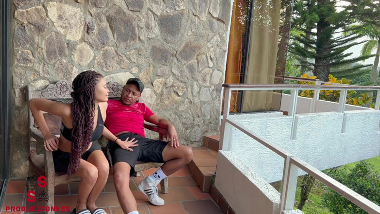 Frankheska: Fucking on the Balcony with My Stepdaughter Is a Wonder...