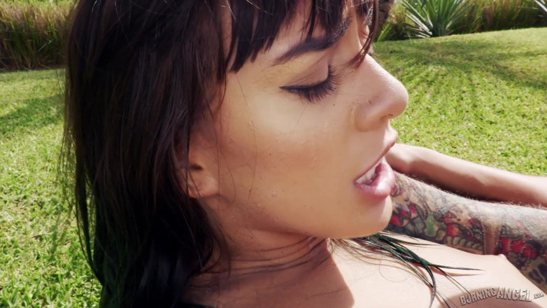Burning Angel: Burningangel - Janice Griffith follando manos pequeñas de vacaciones