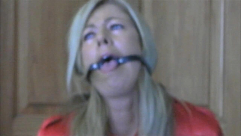 Selfgags classic: Le choix de ma belle-mère : quel bâillon utiliser sur ma...