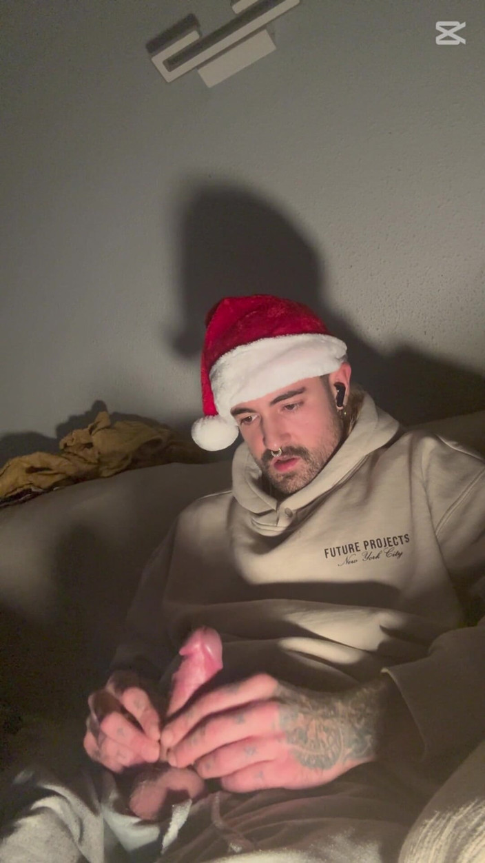 JackSpanish: Der weihnachtsmann ist zurück und hat dein christimas nur zwischen...