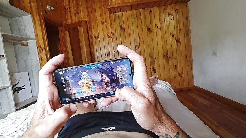 Elnonohub: Cara depois que ele volta do treinamento, ele chegou com...